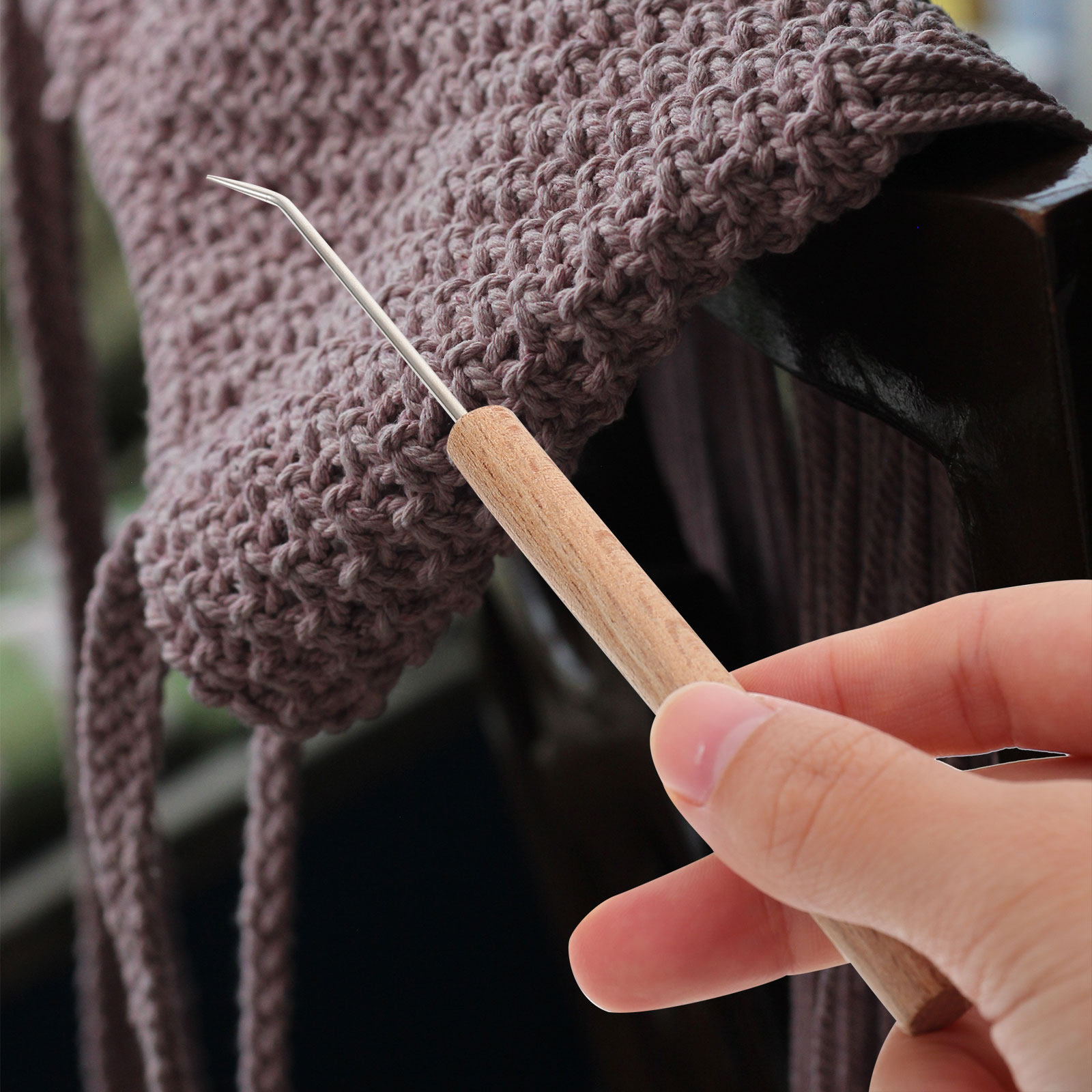 قطعة واحدة من إبر الكروشيه ذات - مراجعة Wooden Crochet Hooks Ergonomic Handle وسعره